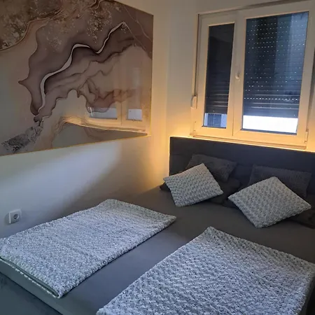 So Chic Kod Kastela Апартаменты