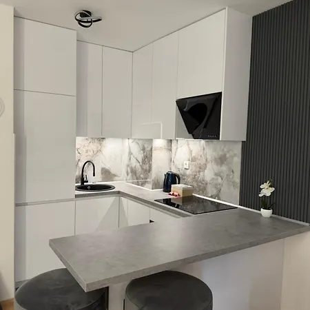 So Chic Kod Kastela * 바냐루카