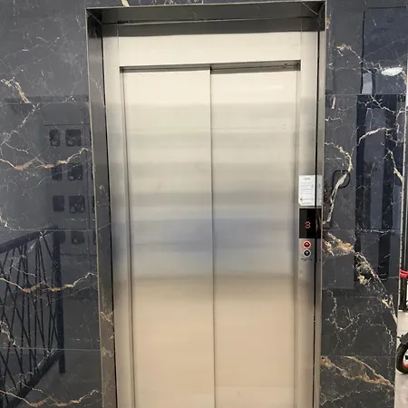 So Chic Kod Kastela Баня-Лука